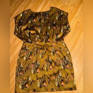 👗 French Connection Silk Blend Ikat Print Mini Dress
Medium/Large